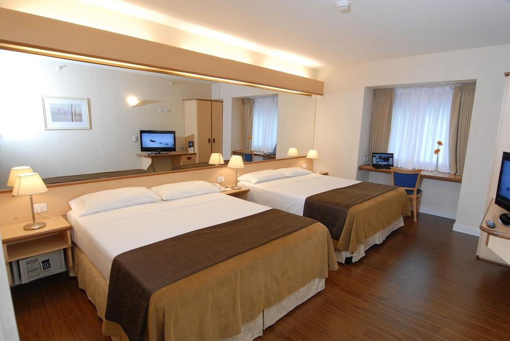 Hotel Aeroparque Inn & Suites Buenos Aires Kültér fotó