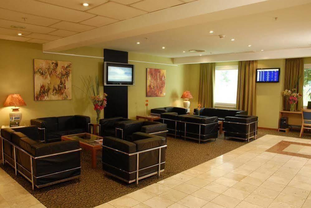 Hotel Aeroparque Inn & Suites Buenos Aires Kültér fotó