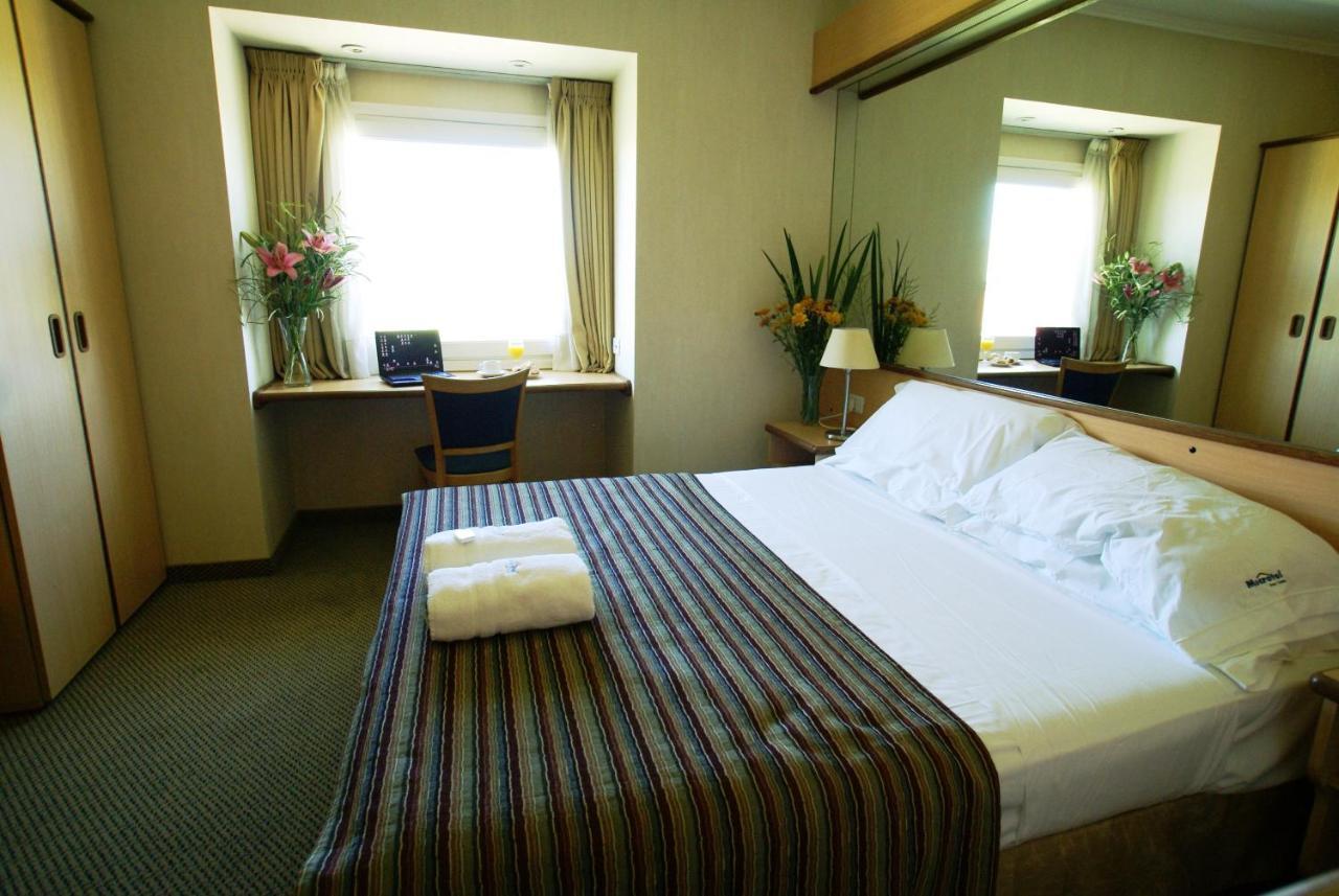Hotel Aeroparque Inn & Suites Buenos Aires Kültér fotó